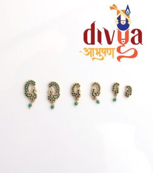 Emerald Mayur Kundal (पन्ना मयूर कुंडल)