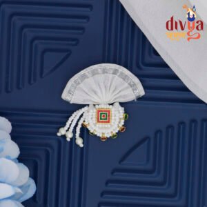 White Gop Paagh (श्वेत गोप पाघ)